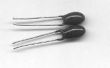Tantalowy 68 uF -20+30% 6,3 V 196D  L-10 - Ø 7 mm r-5,08 